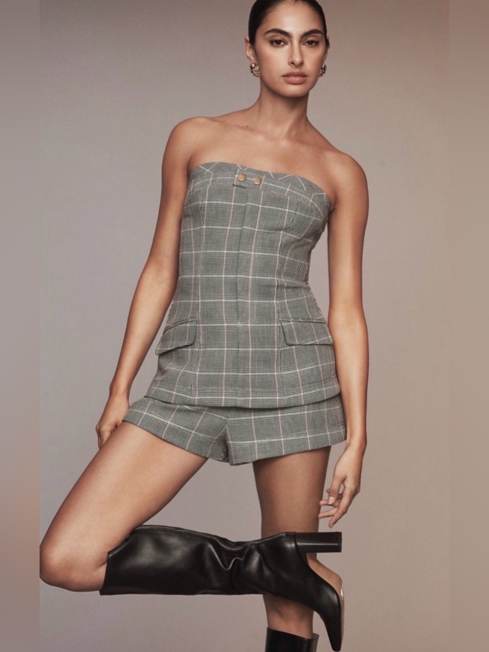 Anthropologie Maeve Strapless Gray Plaid Romper, perfect for fall!
